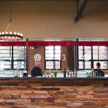 Ovation - (photo by Jennifer Shaffer Photography) - Venues & Event Spaces Near Me - Chicago, Illinois Ovation - (photo by Jennifer Shaffer Photography) - Venues & Event Spaces Near Me - Chicago, Illinois