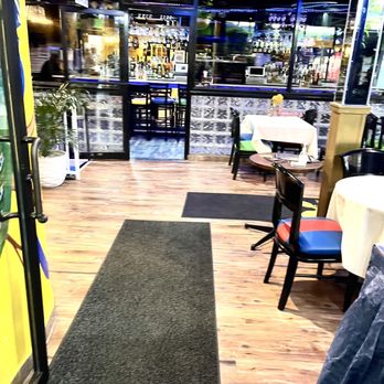Gold Spoon Restaurant - Dine-In If You Want To - Breakfast & Brunch Near Me - The Bronx, New York