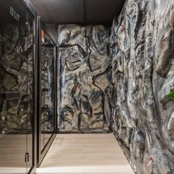 Smith's True Fitness - Sauna area