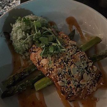 Delaney's Tavern - Salmon entree - New American Near Me - Orlando, Florida Delaney's Tavern - Salmon entree - New American Near Me - Orlando, Florida