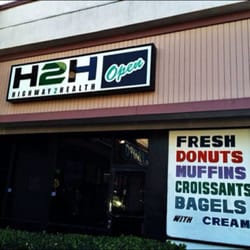 Highway 2 Health - Inside corner of plaza next to a donut shop and fast food Chinese joint