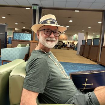 Newt At the Royal - Picture of hat - Accessories Near Me - Honolulu, Hawaii Newt At the Royal - Picture of hat - Accessories Near Me - Honolulu, Hawaii