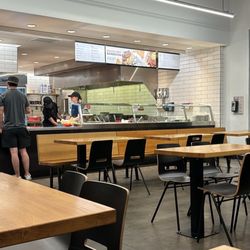 Chipotle Mexican Grill - One of the cleaner Chipotle's I've visited!