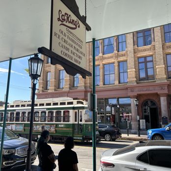 La King's Confectionery - Ice Cream & Frozen Yogurt Near Me - Galveston, Texas La King's Confectionery - Ice Cream & Frozen Yogurt Near Me - Galveston, Texas