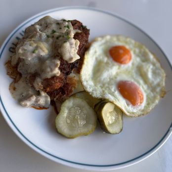 Claudine Kitchen & Bakeshop - Nashville Chicken Breakfast - Breakfast & Brunch Near Me - Porter Ranch, California