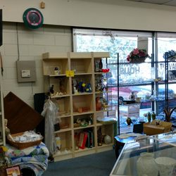 Gina's Treasures & Antiques