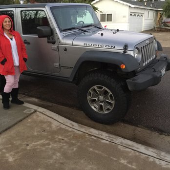 SoCal Suspension - 35's with 2 1/2 Lift, still can climb in even without curb assist - Auto Repair Near Me - El Cajon, California SoCal Suspension - 35's with 2 1/2 Lift, still can climb in even without curb assist - Auto Repair Near Me - El Cajon, California