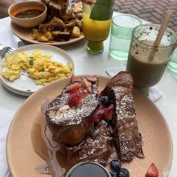 Hatch 44 Cafe - Classic French Toast - Cafes Near Me - Bradley Beach, New Jersey Hatch 44 Cafe - Classic French Toast - Cafes Near Me - Bradley Beach, New Jersey