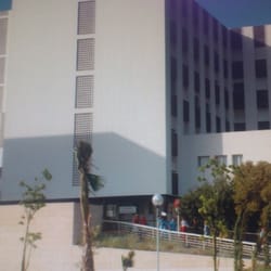 Hospital Universitario Reina Sofía - Entrada hospital Maternoinfantil