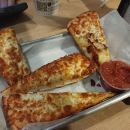 Garlic cheese bread