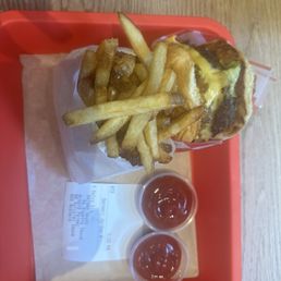 Signature Cheeseburger Meal