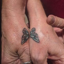 Evolution Tattoo & Body Piercing