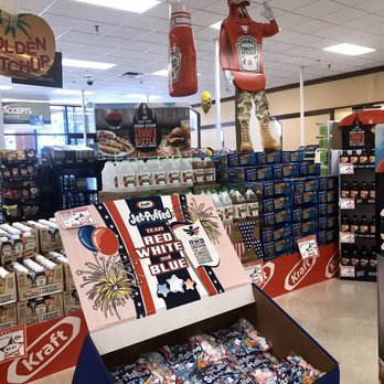 Commissary - a display in a store - Grocery Near Me - Fort Lee, Virginia Commissary - a display in a store - Grocery Near Me - Fort Lee, Virginia