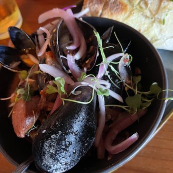 de Fuego - Mussels en chorizo - Latin American Near Me - Clackamas, Oregon