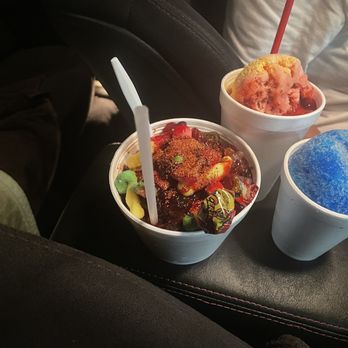 Reyna's Snow Cone - Snowcone - Ice Cream & Frozen Yogurt Near Me - Brownsville, Texas Reyna's Snow Cone - Snowcone - Ice Cream & Frozen Yogurt Near Me - Brownsville, Texas