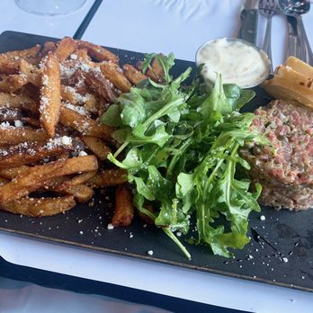 Portovino Ristorante - Beef tartar - Italian Near Me - Laval, Quebec Portovino Ristorante - Beef tartar - Italian Near Me - Laval, Quebec