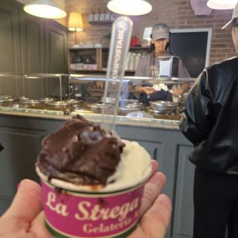 La Strega Nocciola - Ice Cream & Frozen Yogurt Near Me - Florence, FI La Strega Nocciola - Ice Cream & Frozen Yogurt Near Me - Florence, FI