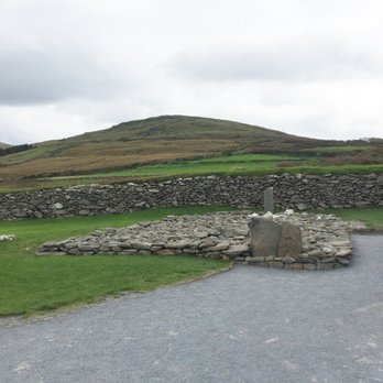 Gallarus Oratory - Cross marker - Landmarks & Historical Buildings Near Me - Ballyferriter, Kentucky