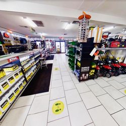 Everglades Equipment Group - St Cloud John Deere Dealer Interior