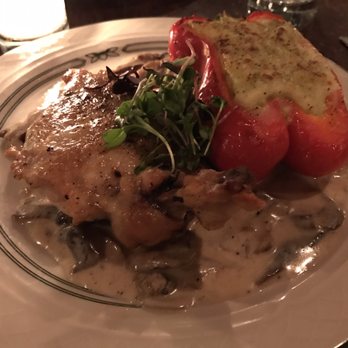 Bea - Chicken and stuffed bell pepper - Cocktail Bars Near Me - New York, New York