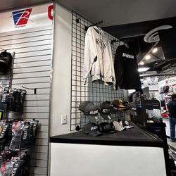 Toyota Sports Performance Center - Store