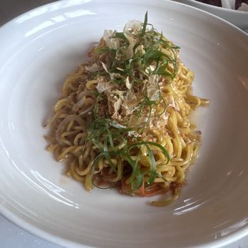 Favorite Son - Garlic noodles - Hawaiian Near Me - Urban Honolulu, Hawaii