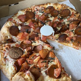 Papa Pizza Pie - Vegan Margherita Pizza with vegan pepperoni - Pizza Near Me - Glendora, California