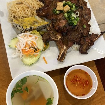 Pho VH - 3. Cơm Tấm Sườn - Bì - Chả - Vietnamese Near Me - Fountain Valley, California Pho VH - 3. Cơm Tấm Sườn - Bì - Chả - Vietnamese Near Me - Fountain Valley, California