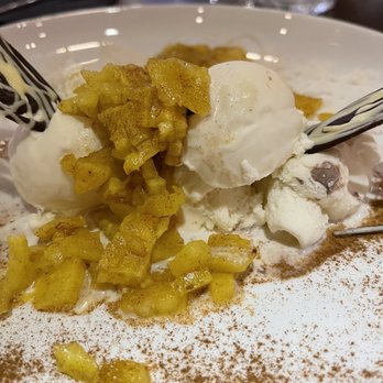 El Churrascaso - Baked pineapple - pineapple pieces with vanilla ice cream - Steakhouses Near Me - Miramar, Florida