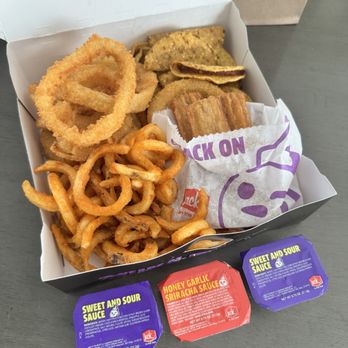 Jack in the Box - Jack's Fan Favs Box - Fast Food Near Me - Elk Grove, California