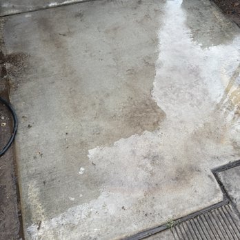 Amara Cleaning - Walkway after pressure washing. - Pressure Washers Near Me Amara Cleaning - Walkway after pressure washing. - Pressure Washers Near Me