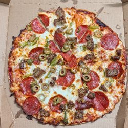 Domino's Pizza - Pizza with sausage, pepperoni, green olives and green peppers