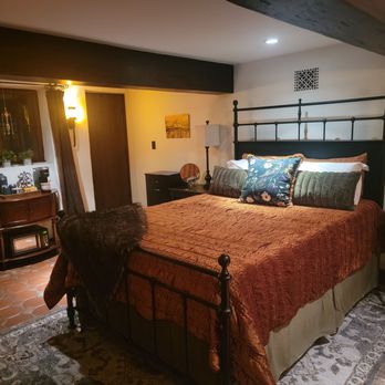 Flores Cleaning Service - Home Cleaning Near Me Flores Cleaning Service - Home Cleaning Near Me