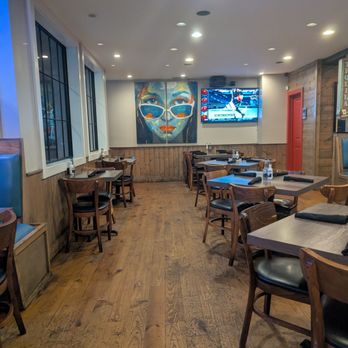 Lola's Burger & Tequila Bar - Burgers Near Me - Roswell, Georgia