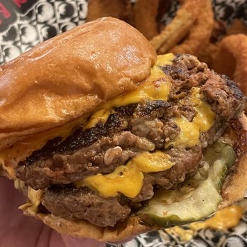 Allen BBQ - Double Dragon Burger - Food Trucks Near Me - Sacramento, California Allen BBQ - Double Dragon Burger - Food Trucks Near Me - Sacramento, California
