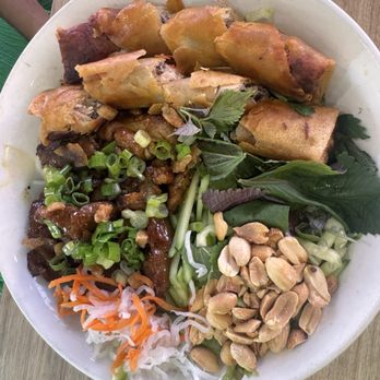 Com Tam Kieu Giang - Vietnamese Near Me - Garden Grove, California