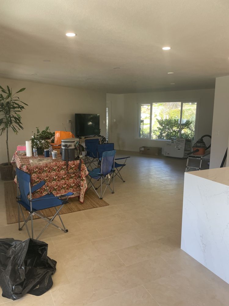 Slide of Contractors Pros