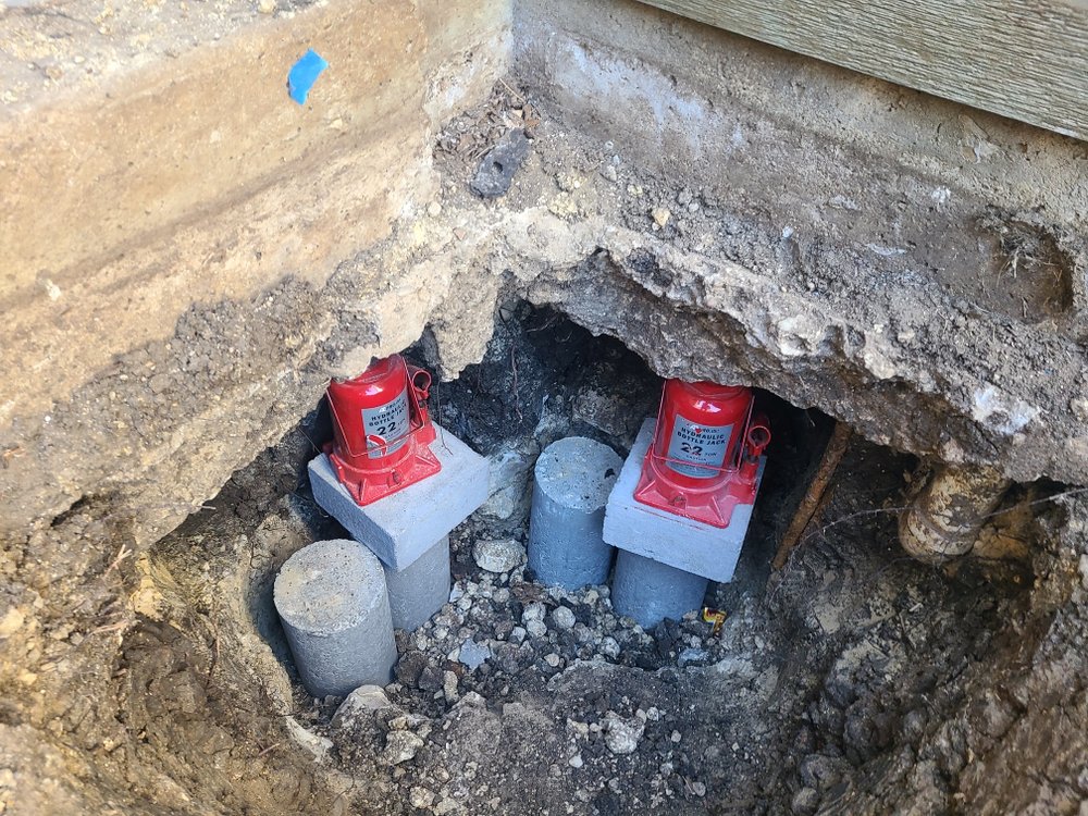 Slide of E & B Foundation Repair & Roofing