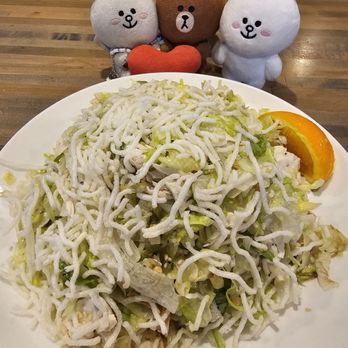 Green Street Restaurant - The famous Dianne Salad (lunch size)... light and refreshing! - New American Near Me - Pasadena, California Green Street Restaurant - The famous Dianne Salad (lunch size)... light and refreshing! - New American Near Me - Pasadena, California