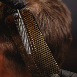 Hammer & Nails - Leawood - Define your look with a signature haircut and our exclusive cocktail. At Hammer & Nails, style and sophistication go hand in hand.