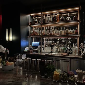 Blind Duck - Cocktail Bars Near Me - Boston, Massachusetts