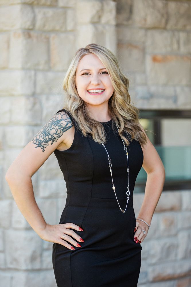 AMANDA CONTRERAS COMPASS REAL ESTATE Updated October 2024 Contact