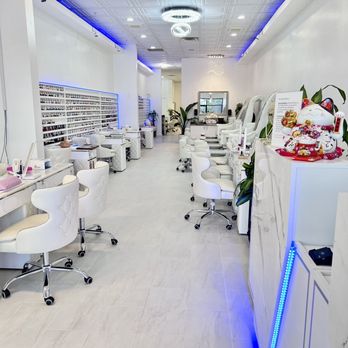 Roman's Nails Spa - Nail Salons Near Me - Shreveport, Louisiana Roman's Nails Spa - Nail Salons Near Me - Shreveport, Louisiana