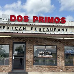 Dos Primos - Restaurant sign
