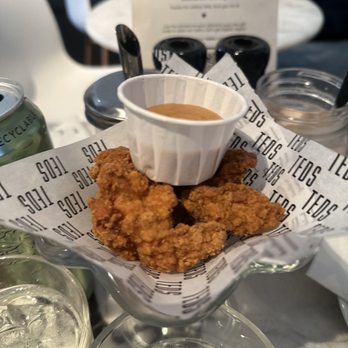 Teds Oud-West - Breakfast & Brunch Near Me - Amsterdam, New Hampshire