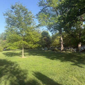 Sherwood Gardens - Parks Near Me - Baltimore, Maryland