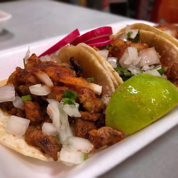 Tacos Los Reyes - Tacos: $1.25 each - Food Trucks Near Me - Los Angeles, California
