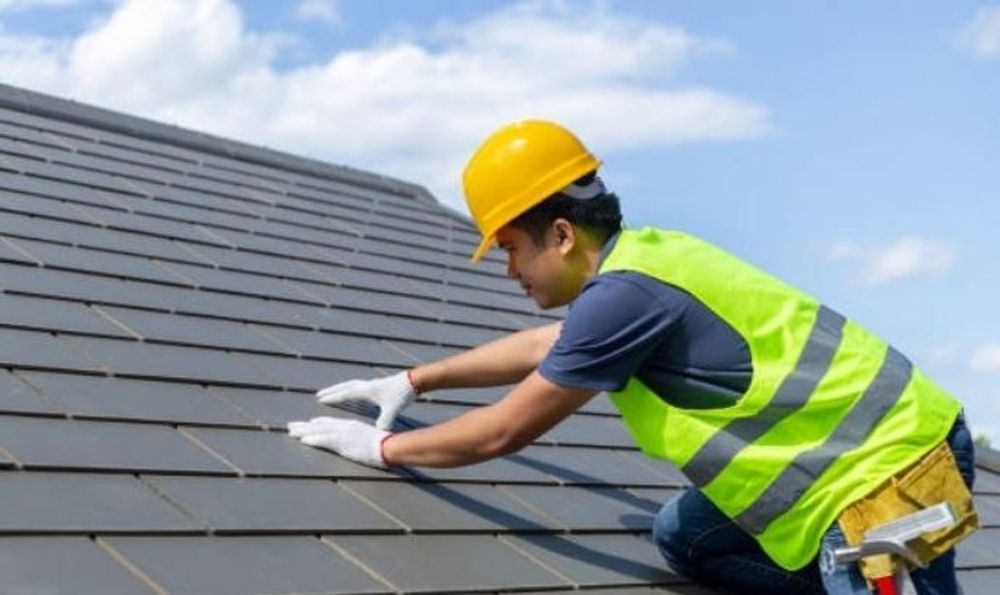 Slide of Knox Roofing