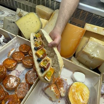 Tonton Garby - Custom sandwich - Fast Food Near Me - Brussels, BRU Tonton Garby - Custom sandwich - Fast Food Near Me - Brussels, BRU