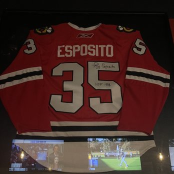 Engine No 9 - Father of owner played for the Chicago Blackhawks hockey team. - Burgers Near Me - Saint Petersburg, Florida